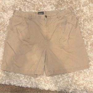 Eddie Bauer khaki shorts 42